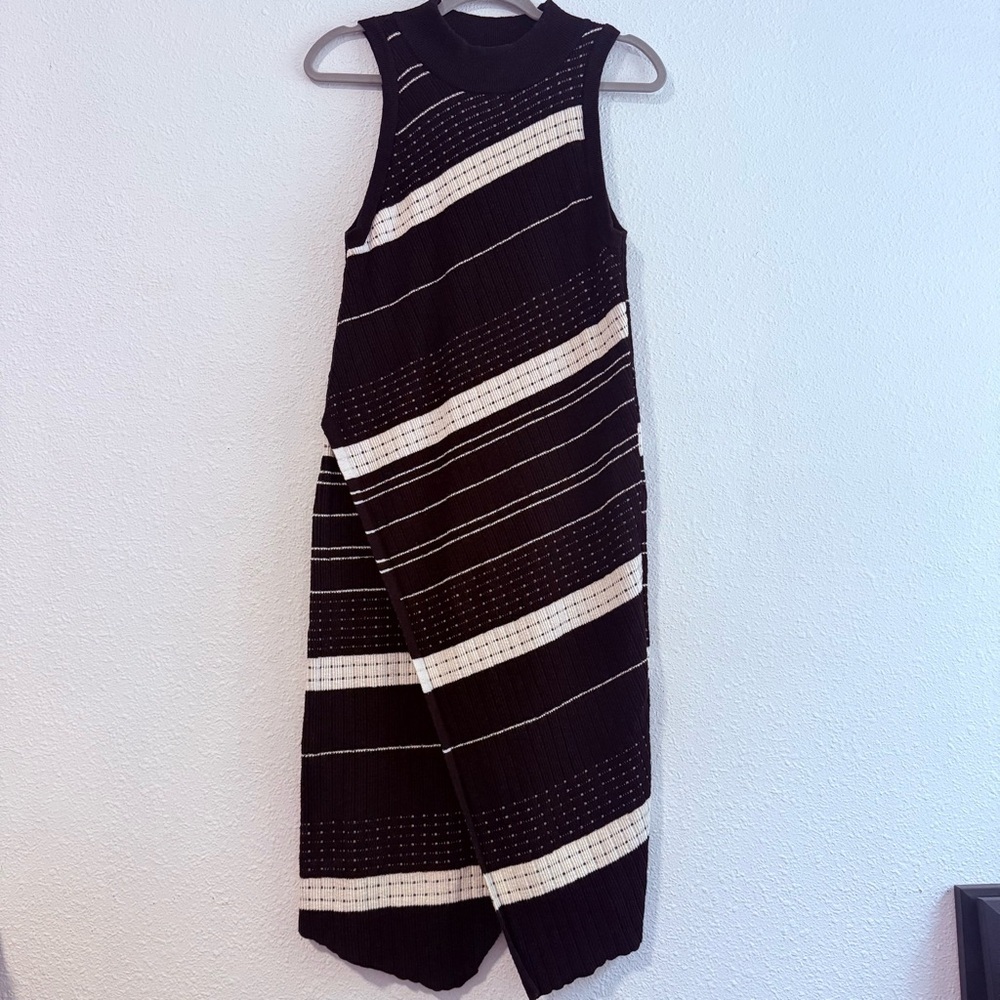 Anthropologieβ MOTH Asymmetrical Turtleneck Sweater Dress Size M - Picture 3 of 10